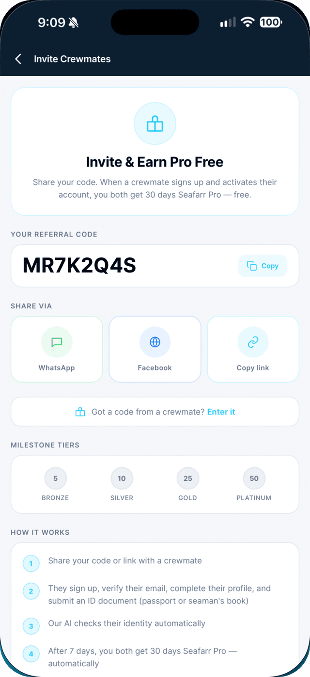 Seafarr app — step 2: Share your code by WhatsApp or Facebook, or copy the link.