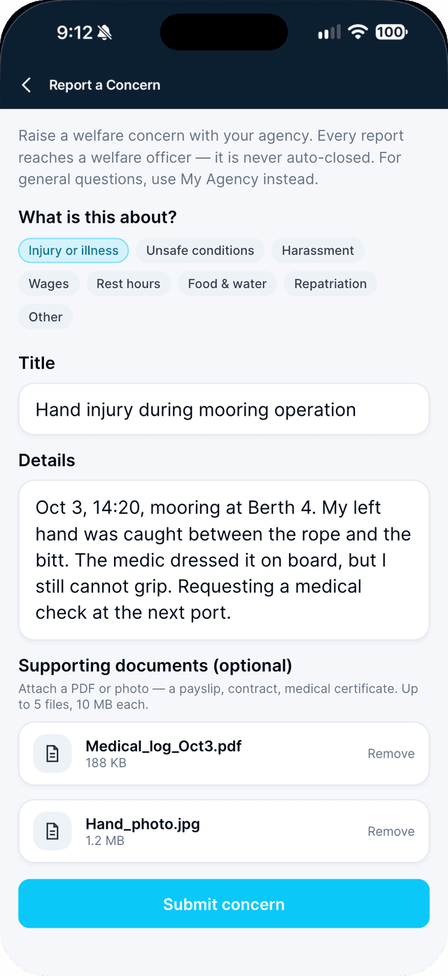 Incident report for a hand injury during mooring, with a medical log and photo attached